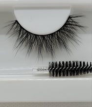 Load image into Gallery viewer, GLAM LASHES