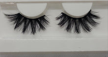 Load image into Gallery viewer, MALIBU LASHES
