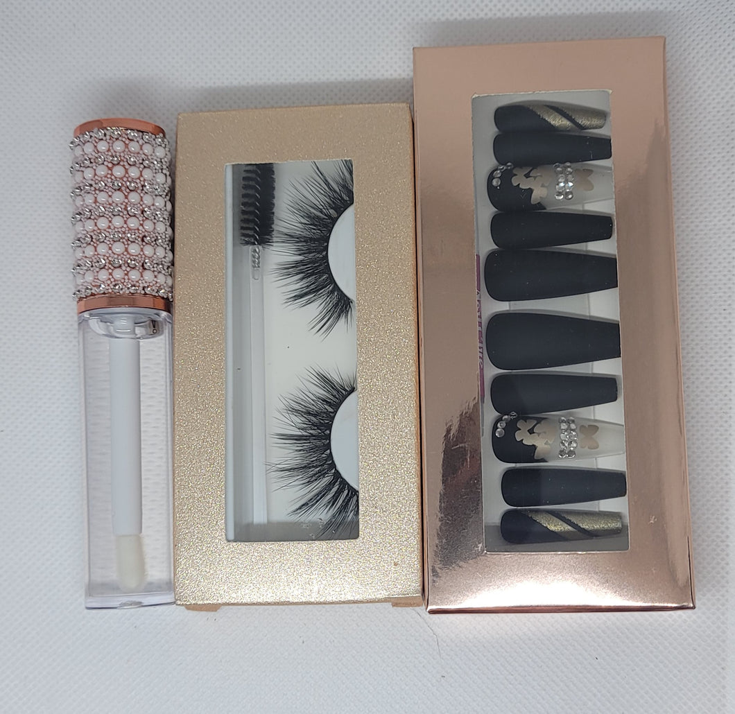 LASH/LIP GLOSS/PRESS-ON NAILS BUNDLE